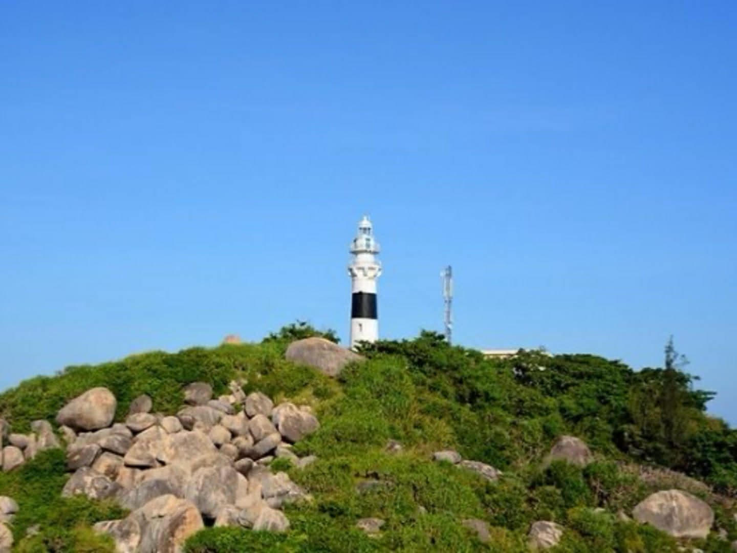 Tour Cù Lao Xanh – Khám Phá Viên Ngọc Biển Hoang Sơ Giữa Lòng Quy Nhơn